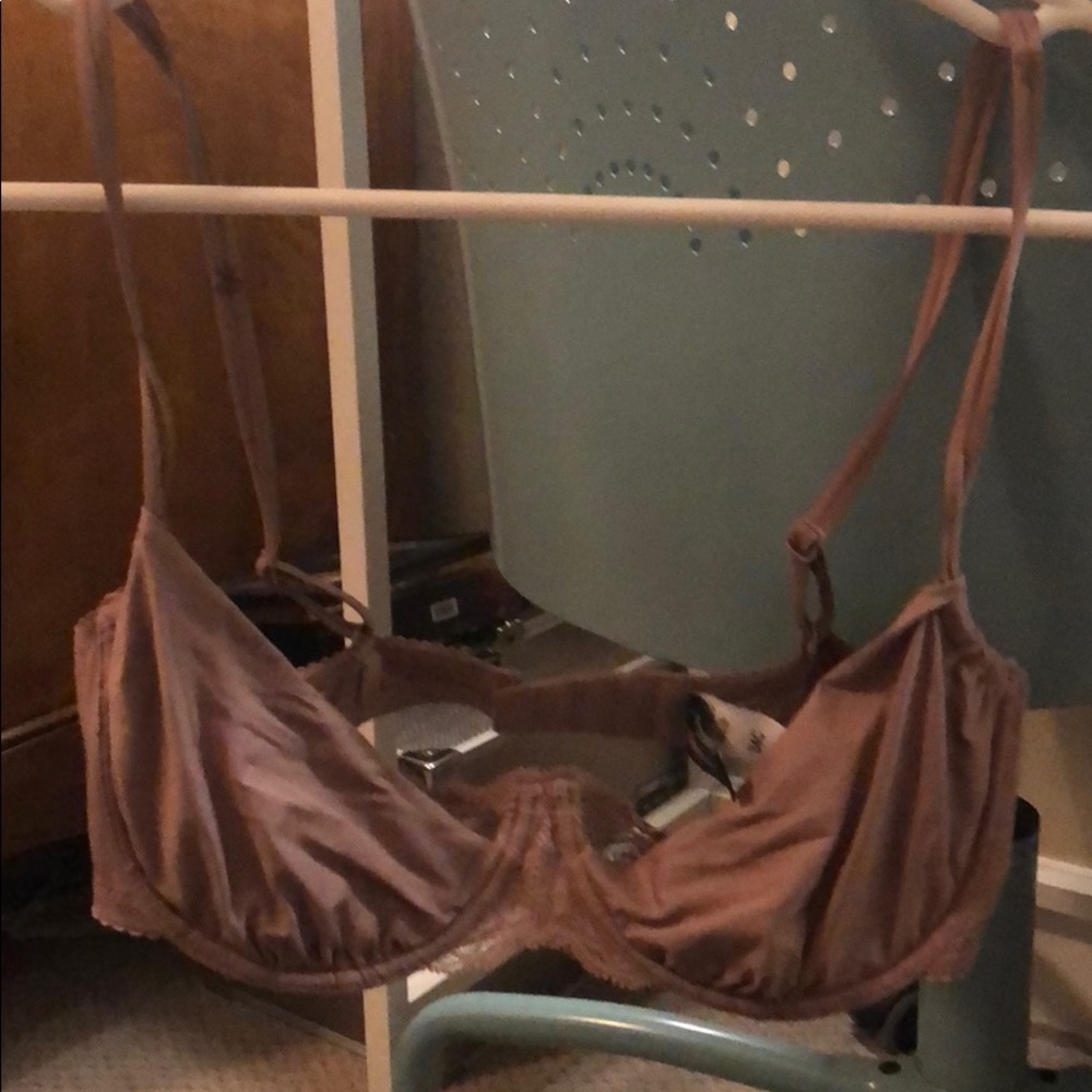 Taupe silk and lace cosabella bra